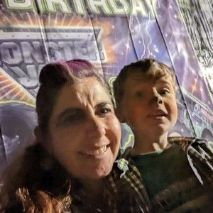 Meet your Posher, Zena